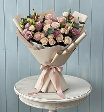 Букет цветов из:  Розы и Лизиантусы #REPLACE_PRED# Луховке