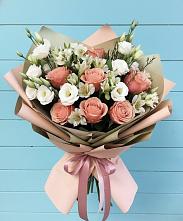 Букет цветов из:  Розы, Альстромерии и Лизиантусы в Луховке