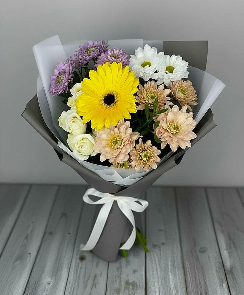 Букет цветов из: Розы, Герберы и Хризантемы в Луховке