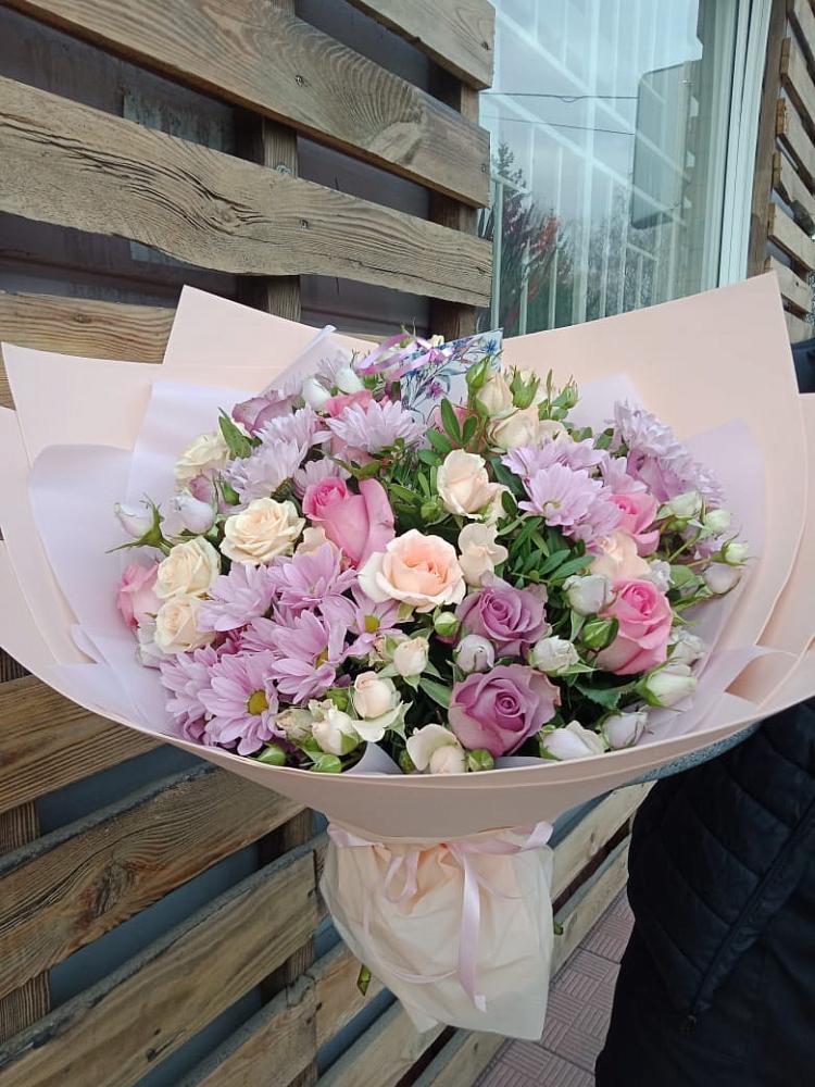 Букет цветов из: Розы и Хризантемы в Луховке