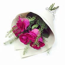 Букет цветов из:  Розы в Луховке