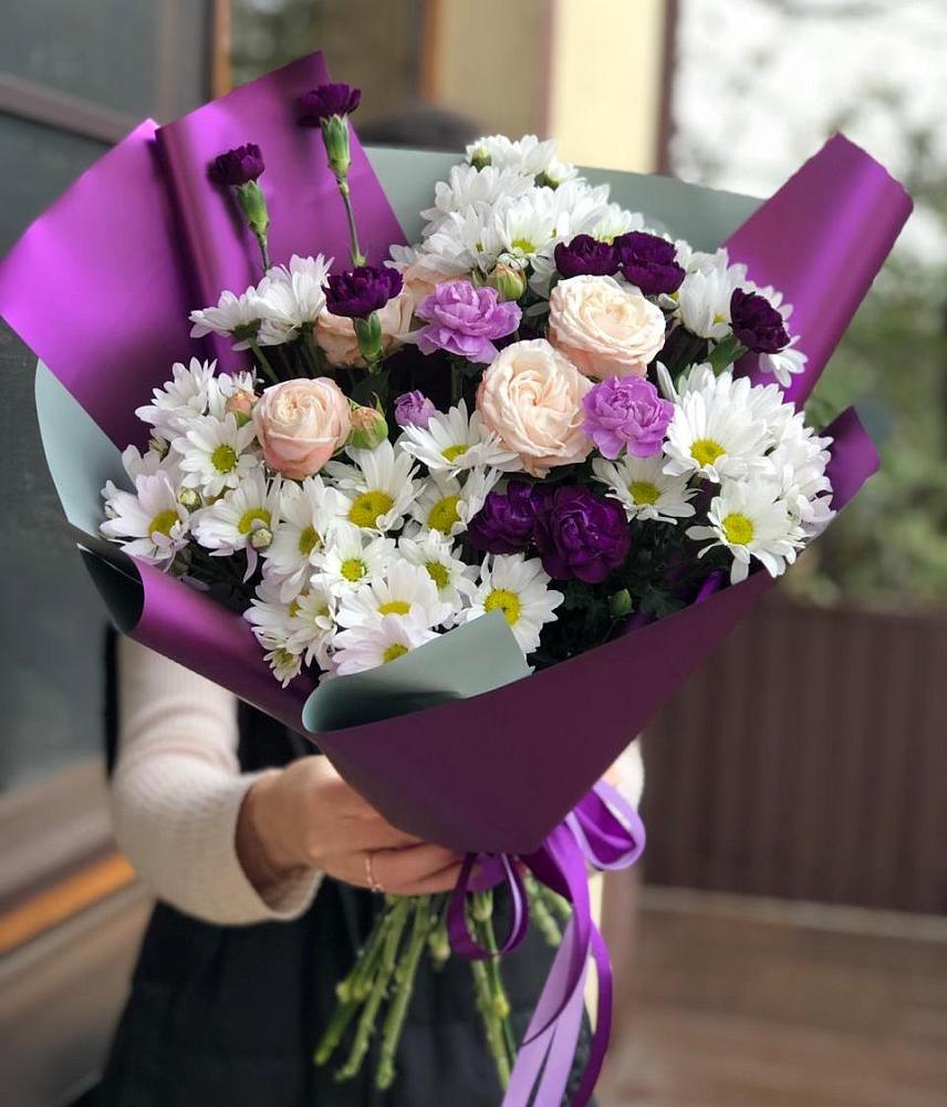 Букет цветов из: Хризантемы, Гвоздики и Розы в Луховке