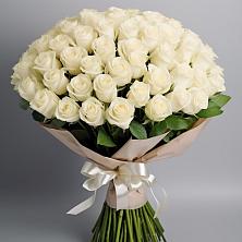 Букет 101 беля роза Белоснежка в Луховке