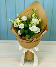 Букет цветов из:  Хризантемы и Лизиантусы в Луховке