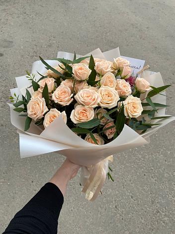 Букет Кремовые розы Латте в Луховке