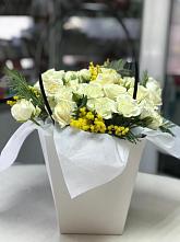 Цветочная композиция из Розы  в Луховке