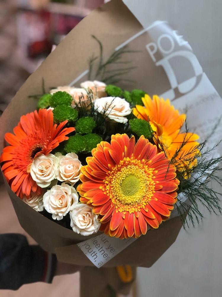 Букет цветов из: Герберы, Хризантемы и Розы в Луховке