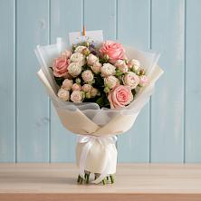 Букет цветов из:  Розы в Луховке