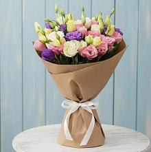 Букет цветов из:  Лизиантусы в Луховке